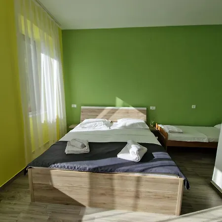 Fiore Seaview - Premium Location 3*