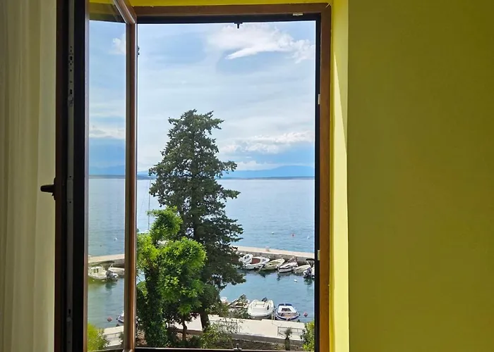 Fiore Seaview - Premium Location 3* Selce