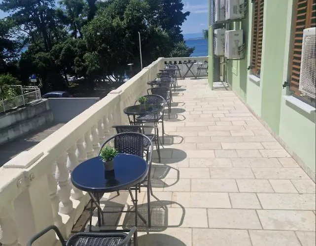 Fiore Seaview - Premium Location