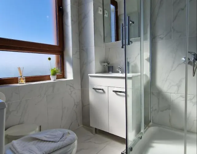 Fiore Seaview - Premium Location 3* Selce